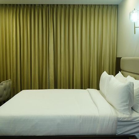 Jaag Hotel Chennai Exterior photo